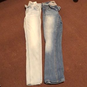 2 Hollister skinny jeans